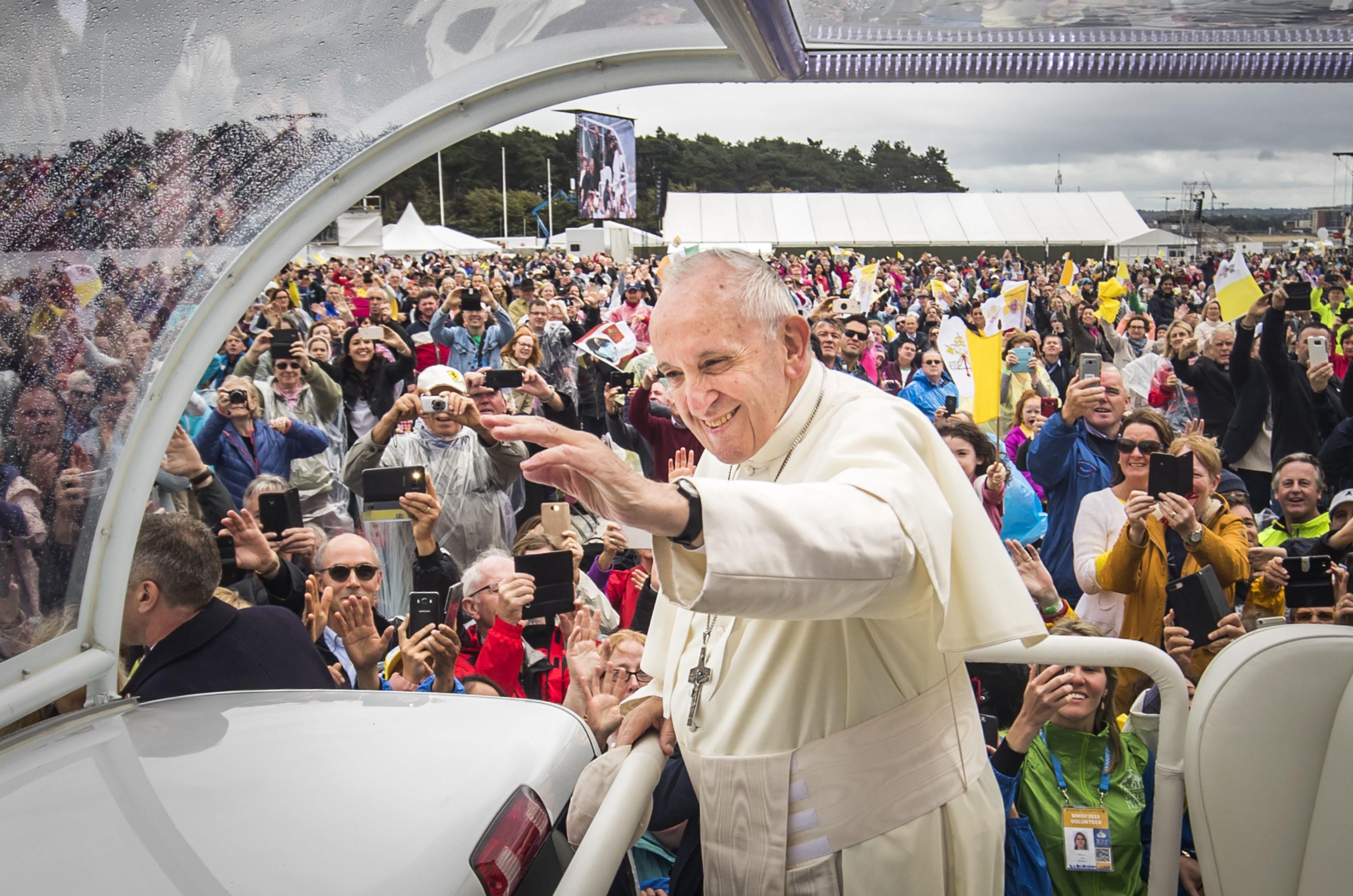 Папа Франциск провел выходные в Кноке и Дублине в августе в рамках Всемирной встречи семей